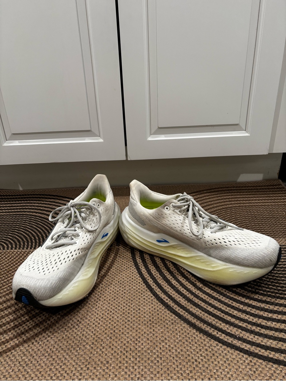 Brooks Men’s Glycerin Max Size 11 - Picture 3 of 4